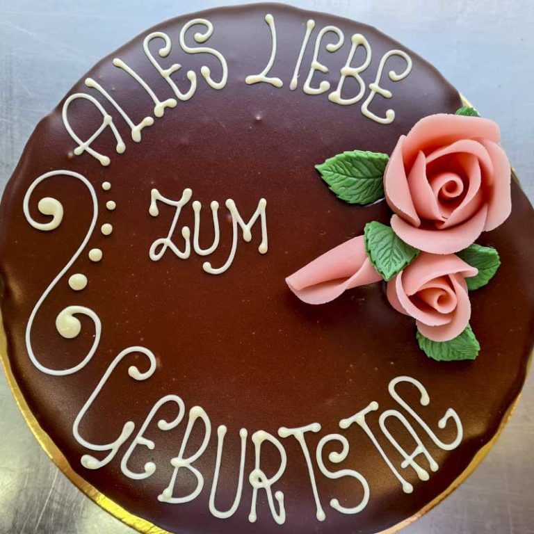 kreative-torten geburtstag